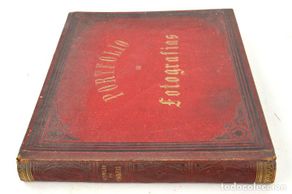 Libros antiguos: PORFOLIO DE FOTOGRAFÍAS - CIUDADES, PAISAJES, CUADROS. RIVADENEYRA ED. 29X36CM. 1900 APROX.